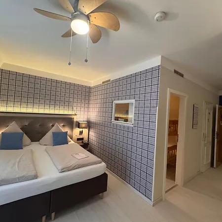 Отель Familotel Borchards Rookhus