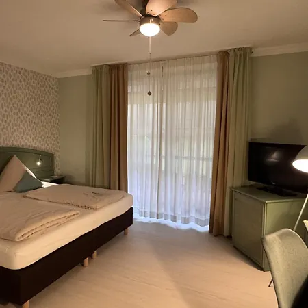 Familotel Borchards Rookhus Wesenberg